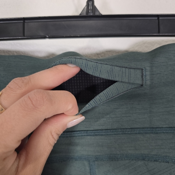 Outdoor Voices M Womens Warmup Legging 3/4 Length Hunter Green‎ - Picture 7 of 7